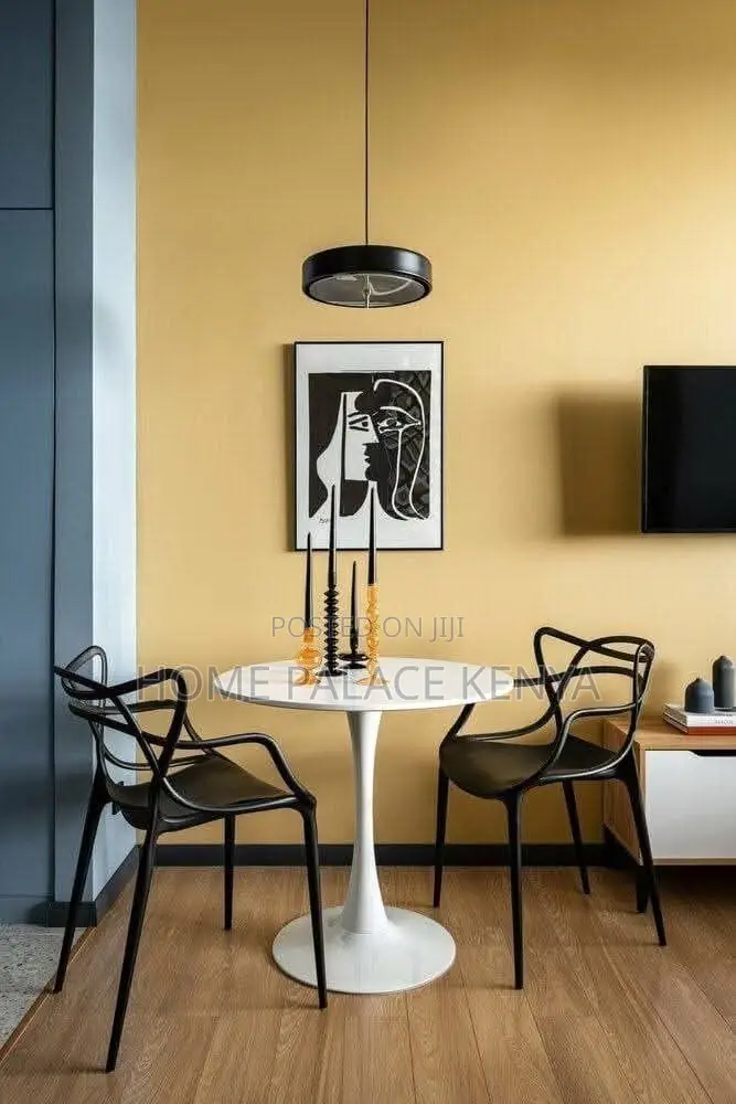 Garden Set; Luxury Round Marble Dining Table and 4 Heavy Duty Chairs