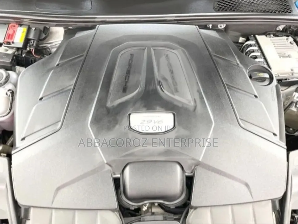 Porsche Cayenne 2019 Pearl
