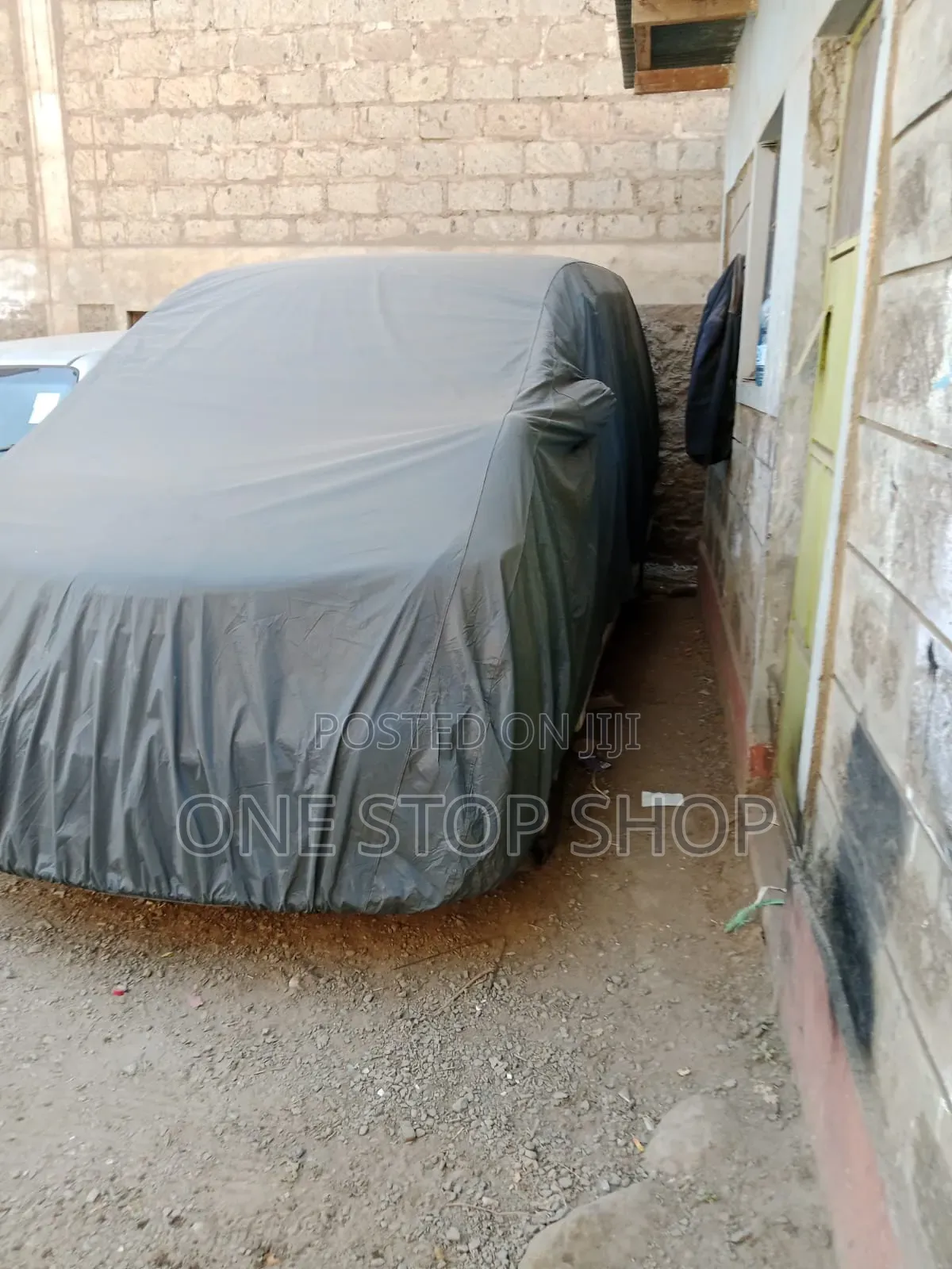 Noah SUV Car Body Cover With Cotton Lining to Prevent Scratches