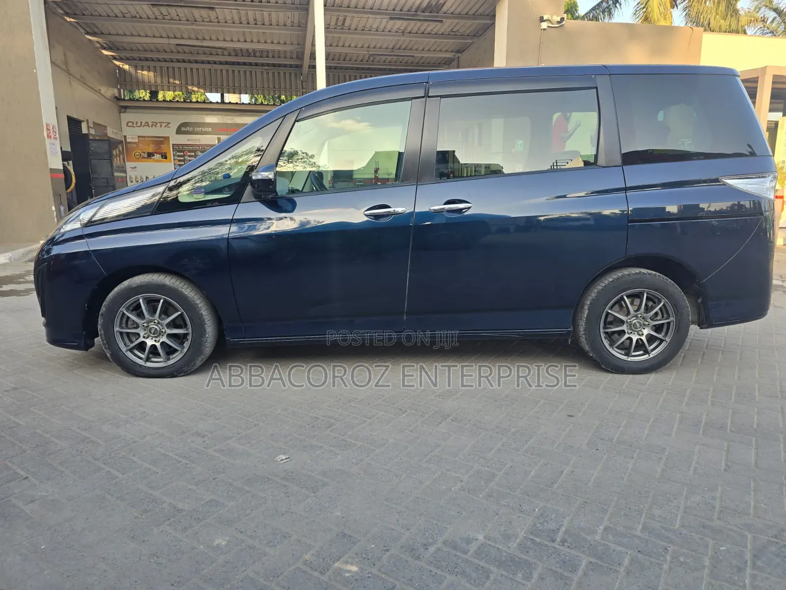 Mazda Biante 2017 Blue