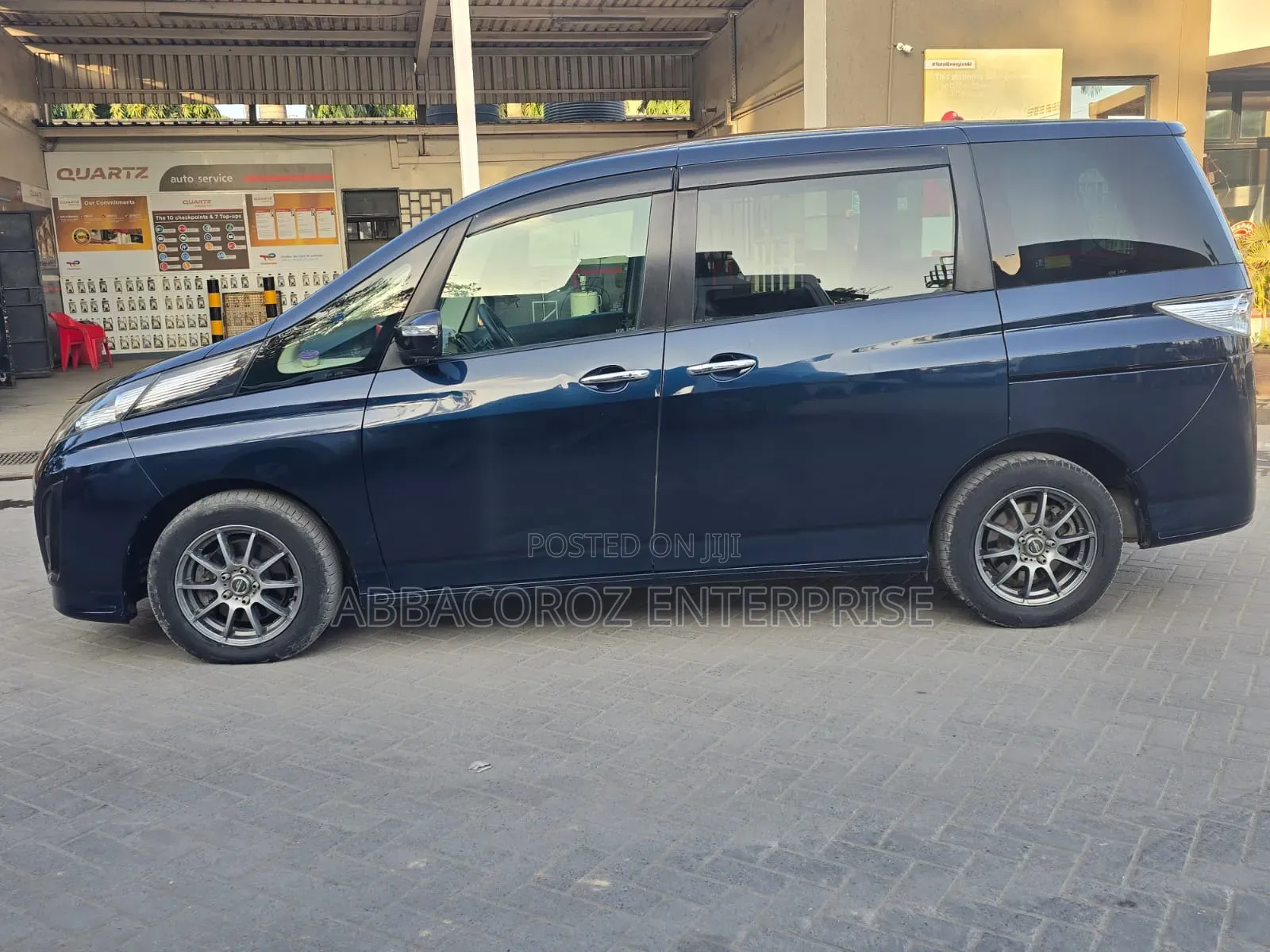 Mazda Biante 2017 Blue
