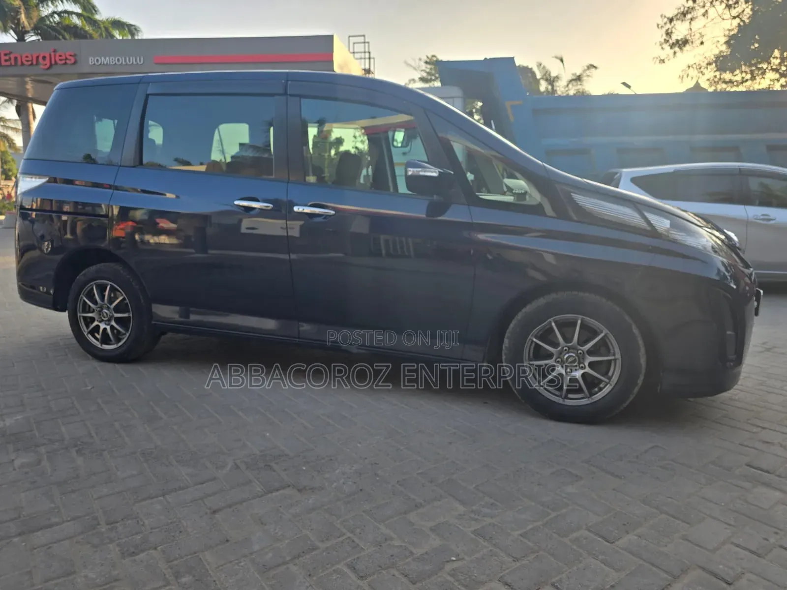Mazda Biante 2017 Blue