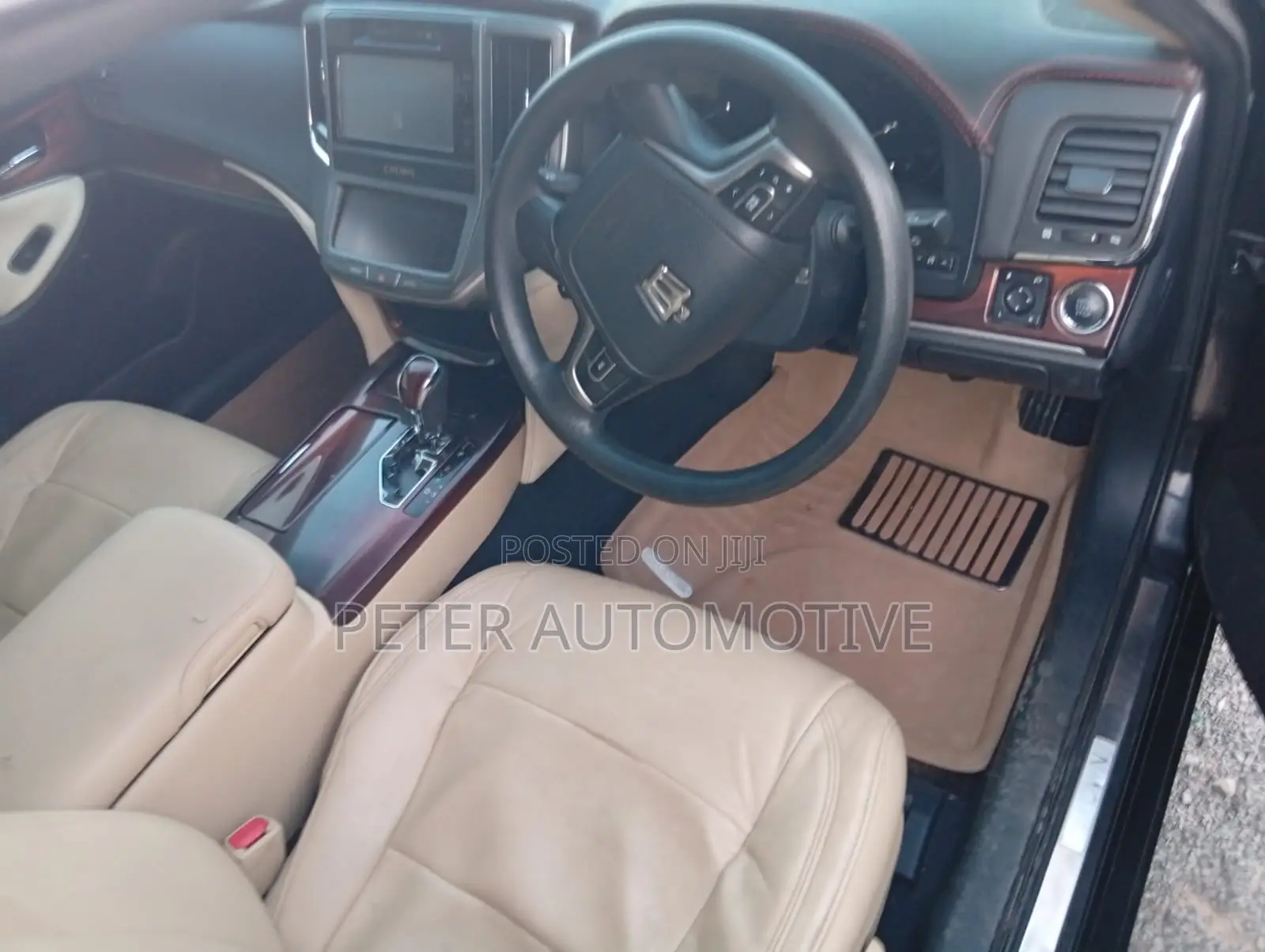 Toyota Crown 2014 Black