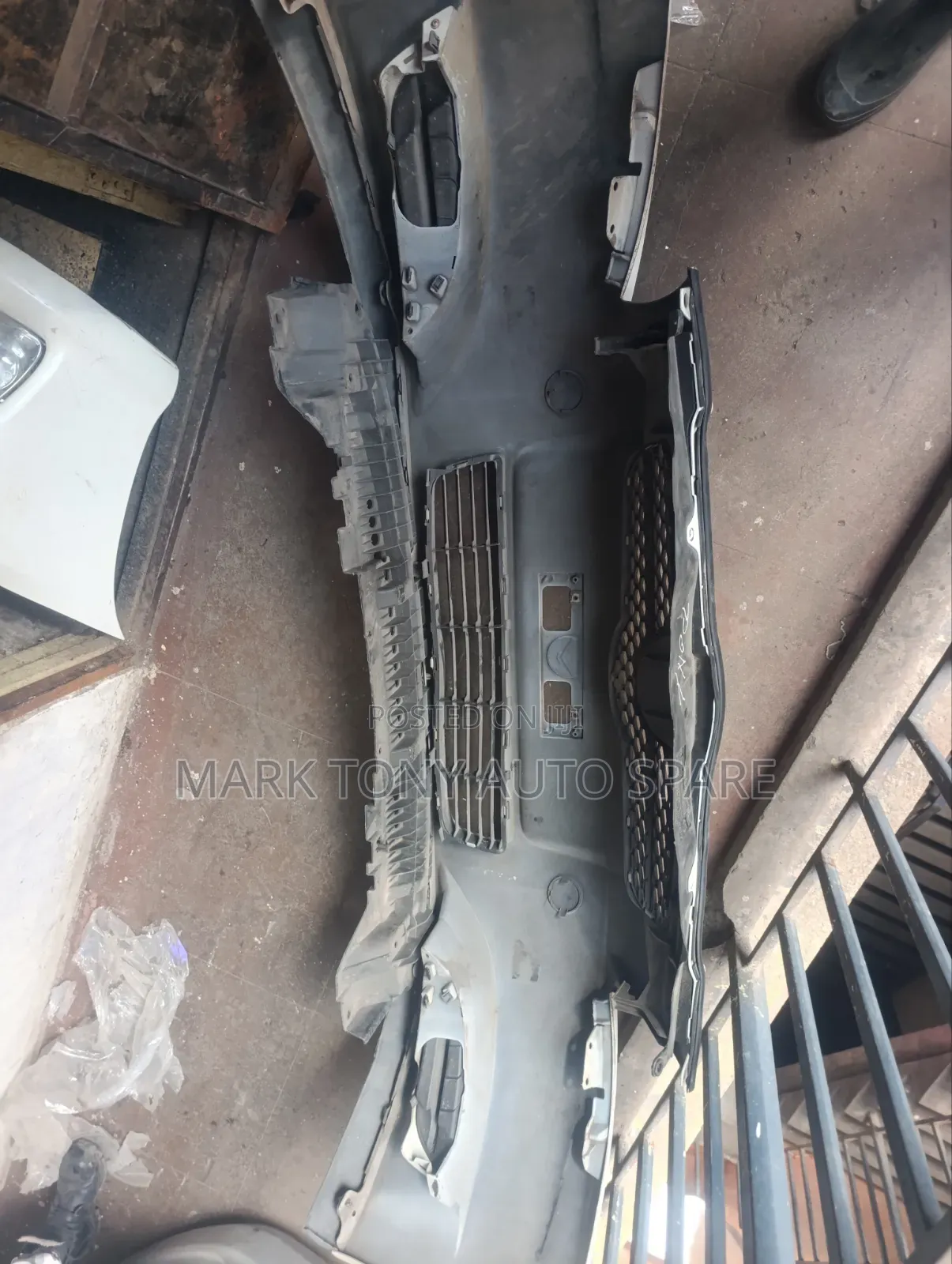 Toyota Auris Front Bumper 2008