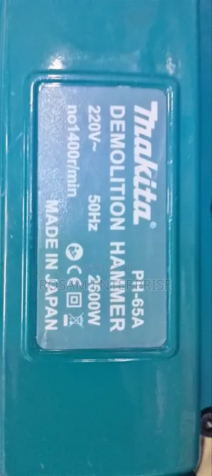 Makita Demolisher Machine
