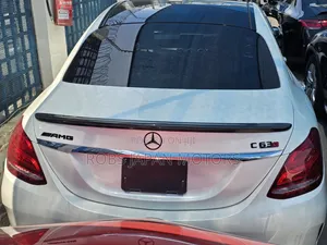 Mercedes-Benz C63 2018 Off white