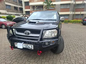 Toyota Hilux 2011 Black