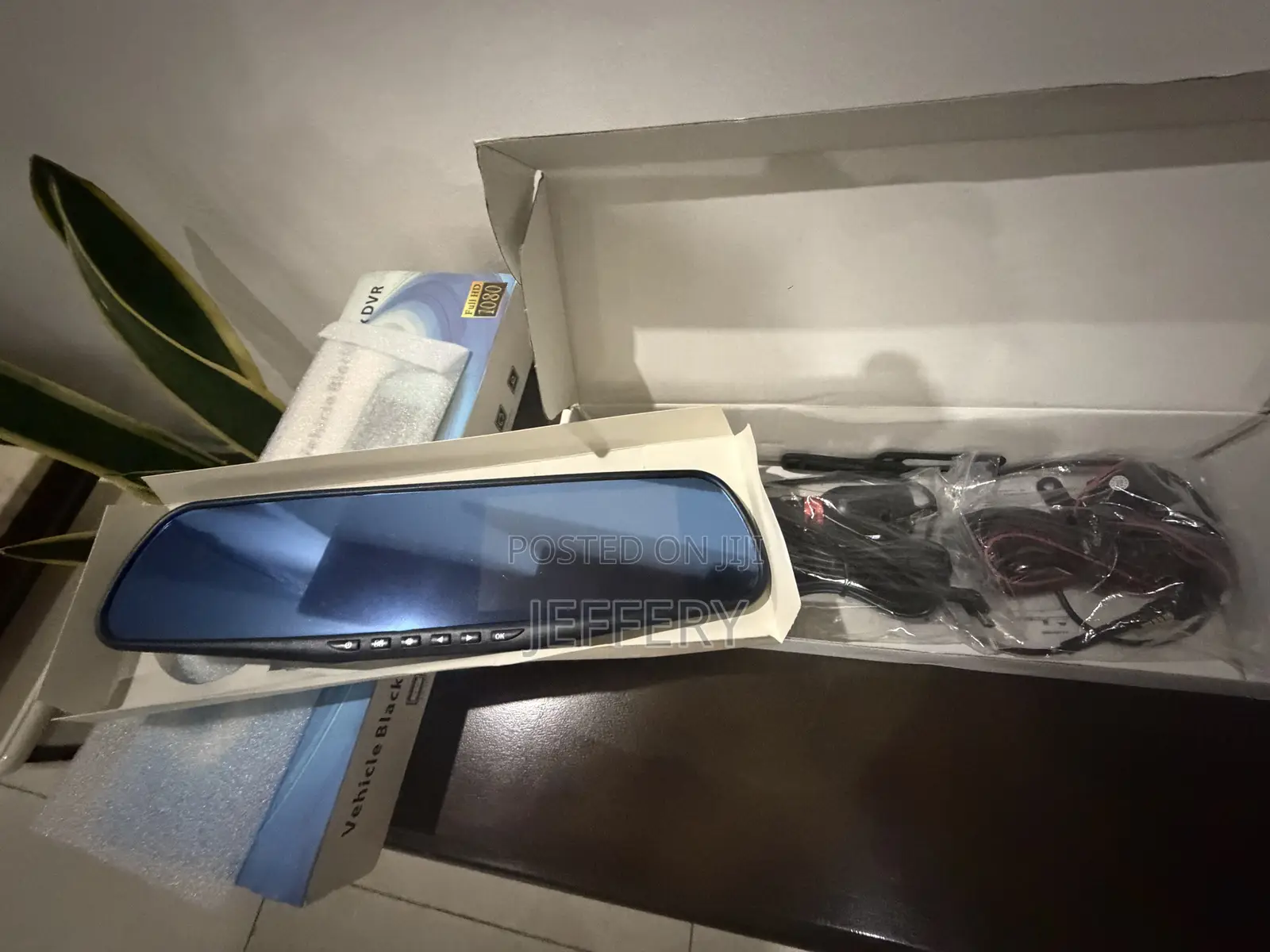 Rear View Mirror With Reverse Camera