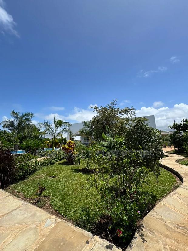 Furnished 4bdrm Villa in Neptune Diani for sale