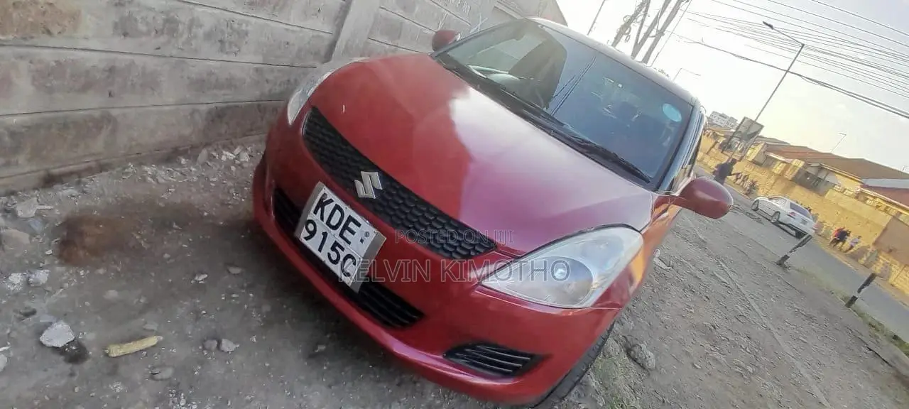 Suzuki Swift 2014 Red