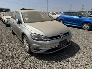 Volkswagen Golf 2019 Silver