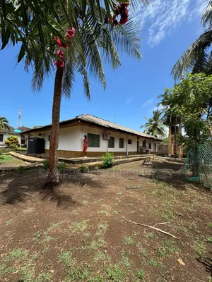 5bdrm Villa in Opposite Almanara, Diani for rent