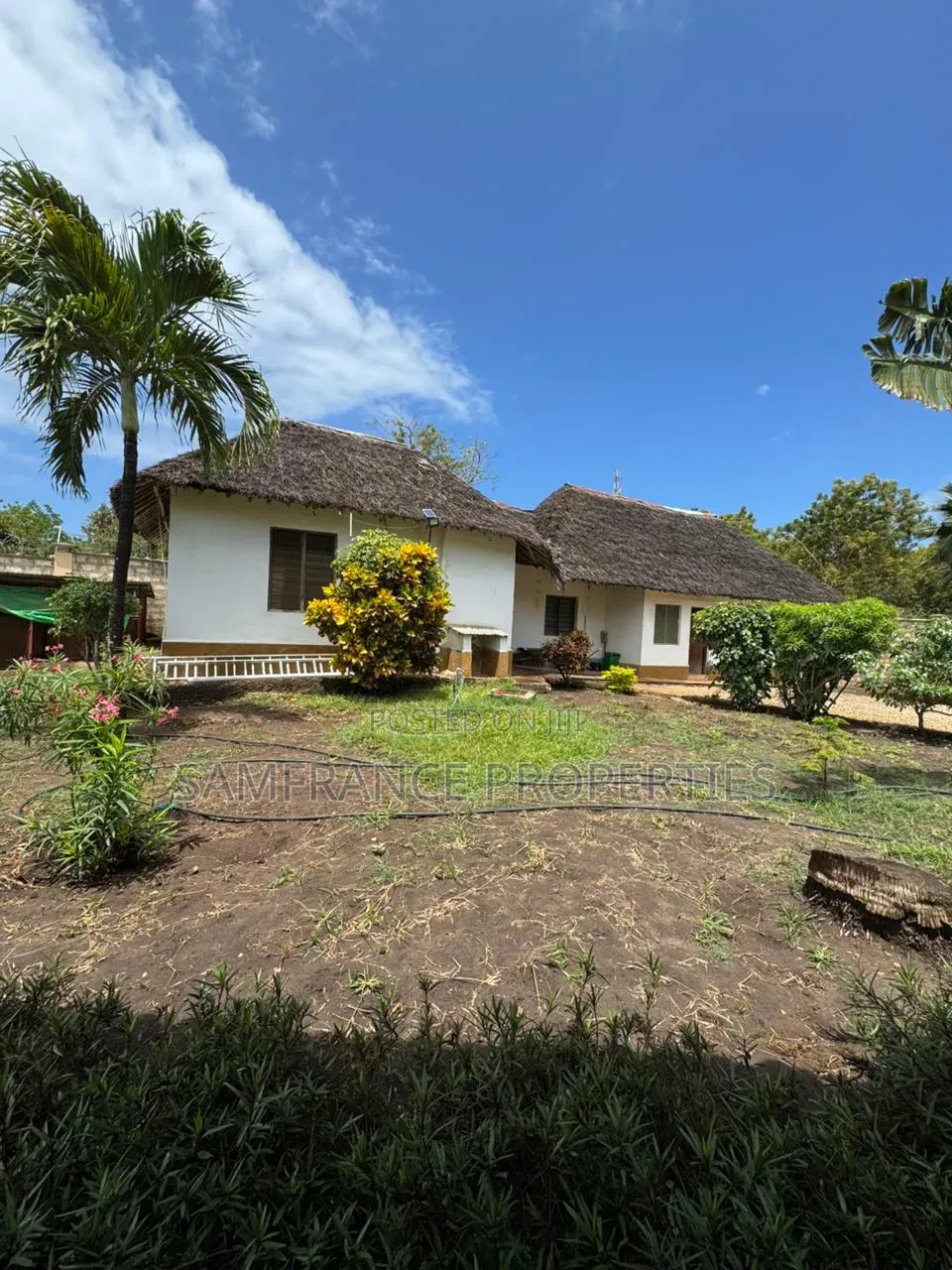 5bdrm Villa in Opposite Almanara, Diani for rent