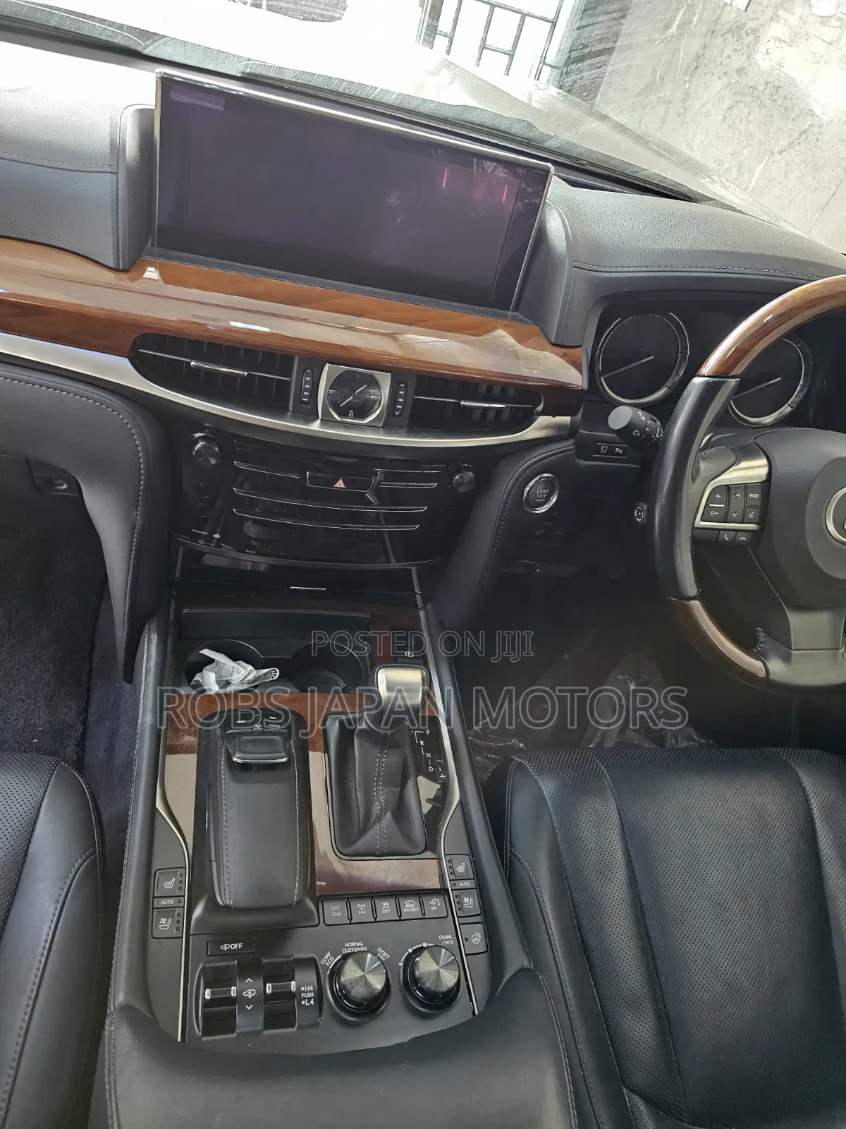 Lexus LX 2018 Matt Black