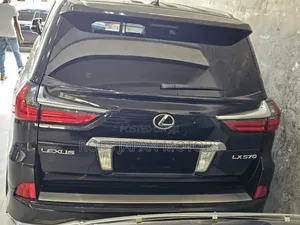 Lexus LX 2018 Matt Black