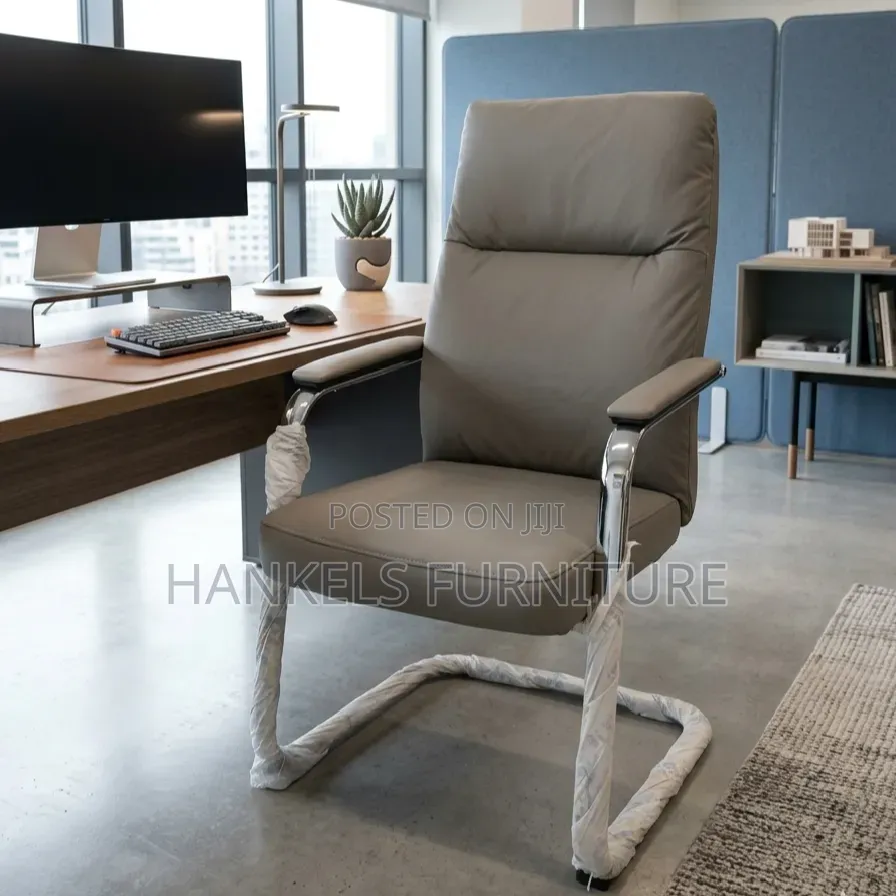 Executive Cantilever Office Chair – Comfortable & Professional
