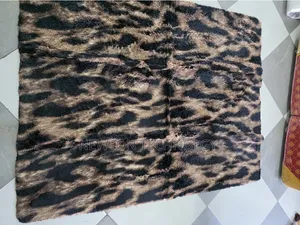 🔥fluffy Carpet  Available
✅✅5x8 Size