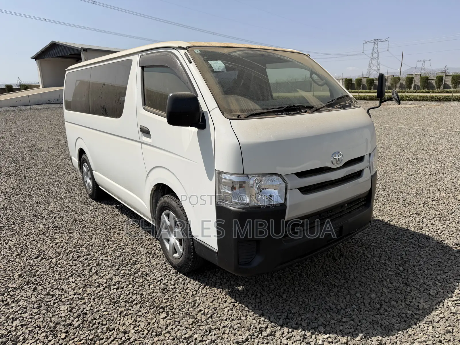 Toyota HiAce 2019 White