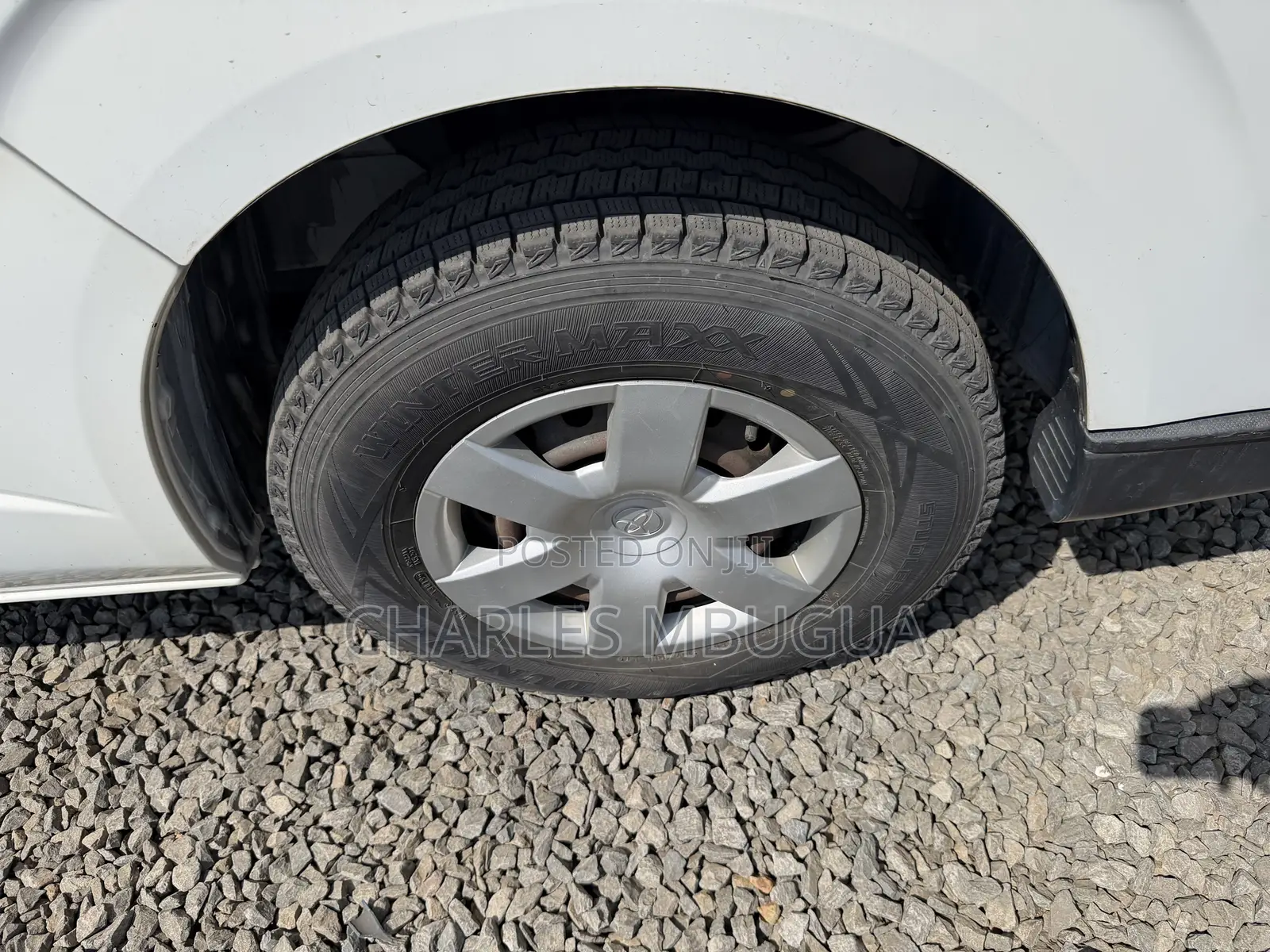 Toyota HiAce 2019 White