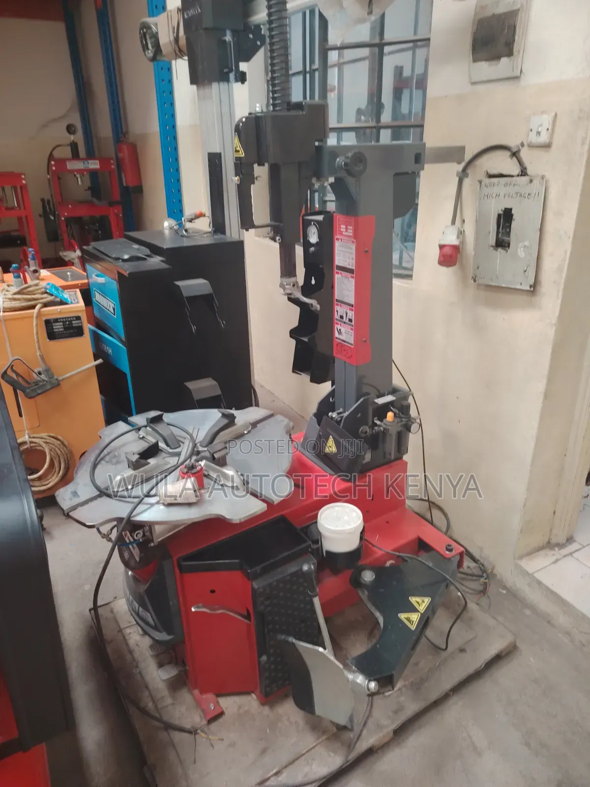 Digital Tyre Changing Machine STC-868 Sunshine Italy