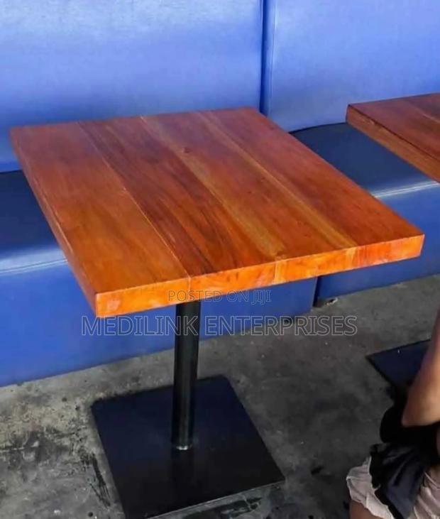 Wooden Metallic Restaurants Square Tables