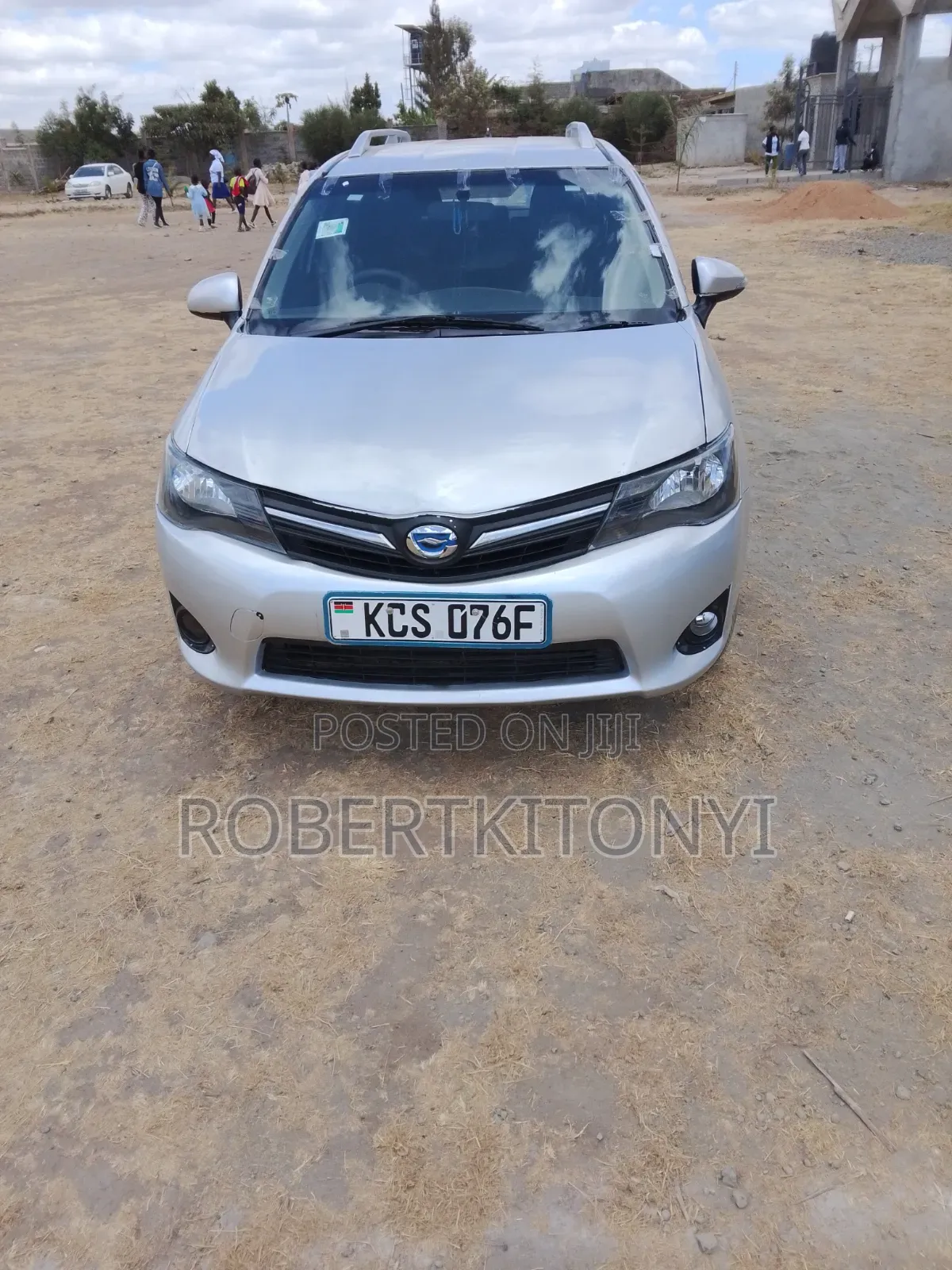 Toyota Corolla Fielder 2013 Silver