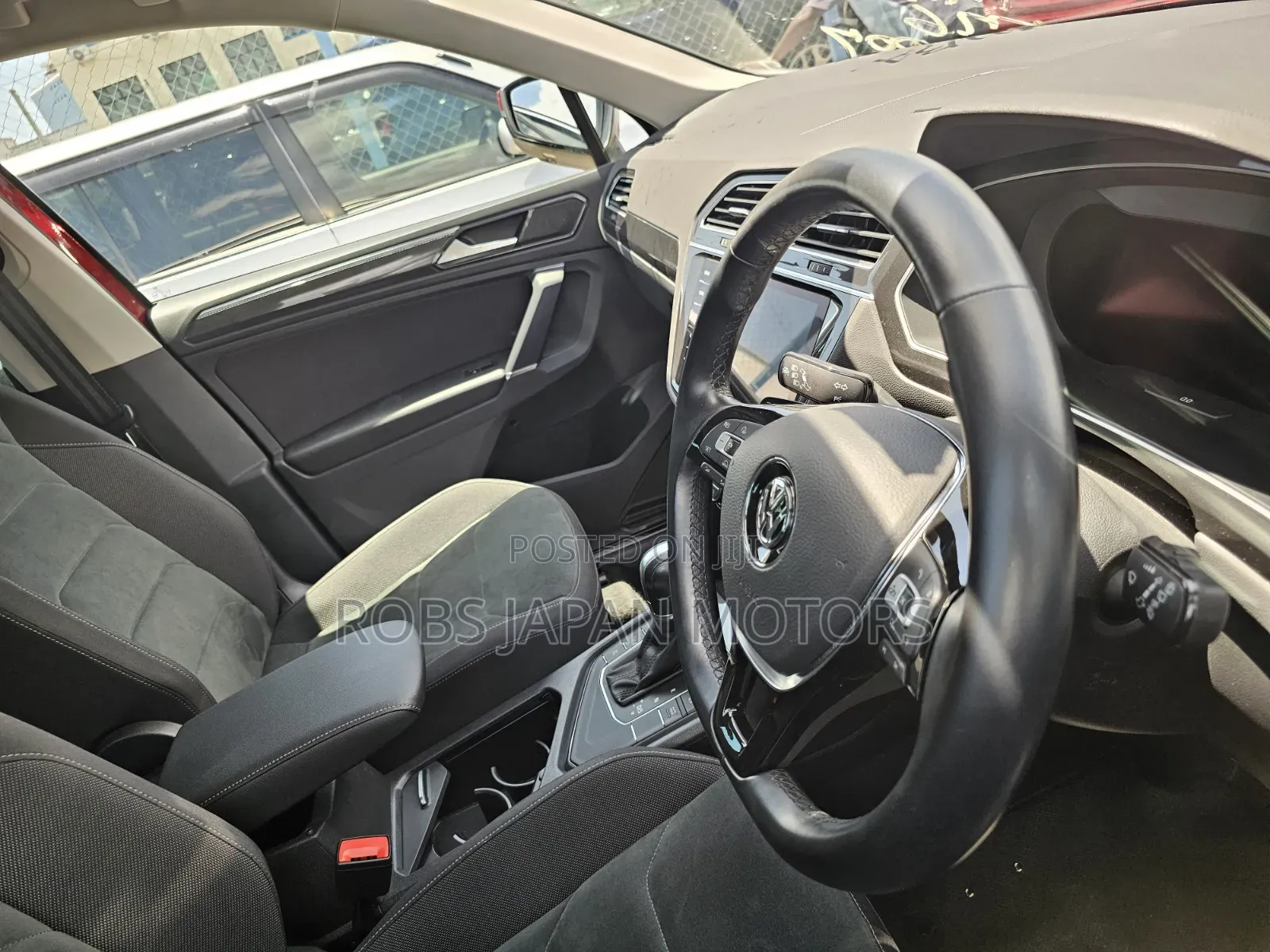 Volkswagen Tiguan 2019 Burgundy