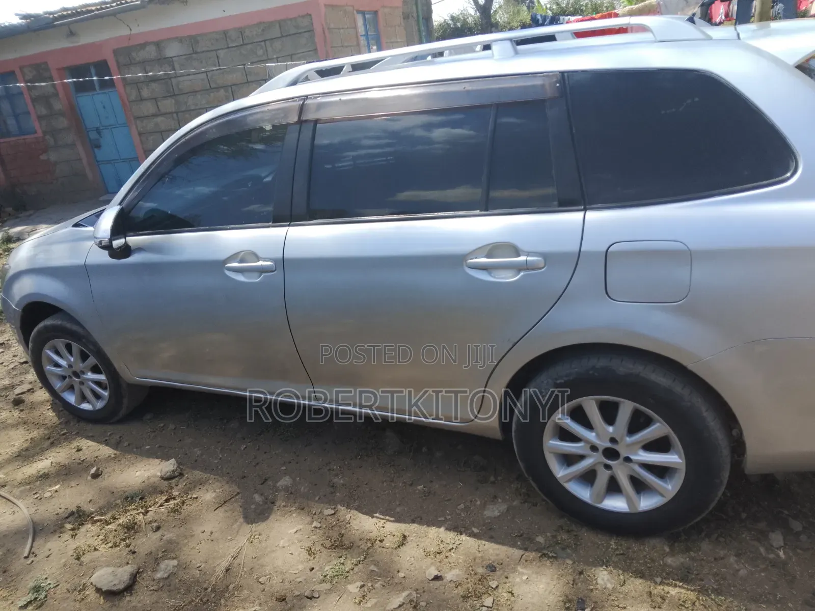 Toyota Corolla Fielder 2013 Silver