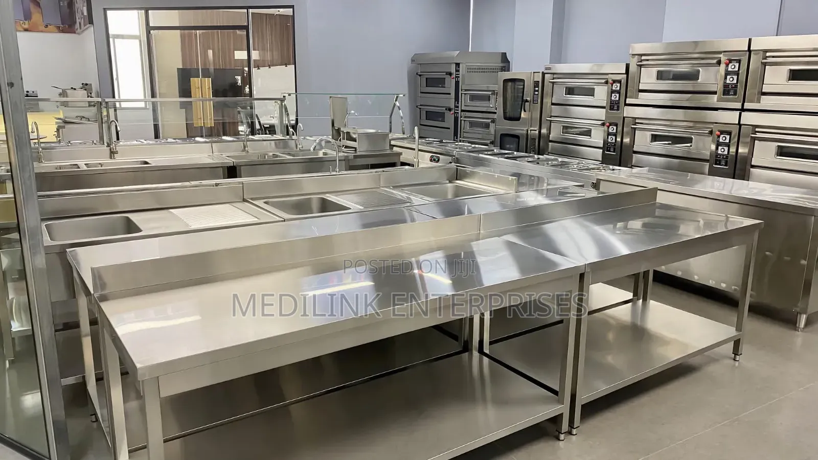 Stainless Customized Tables 5*2ft
