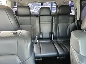 Lexus LX 2018 Off white