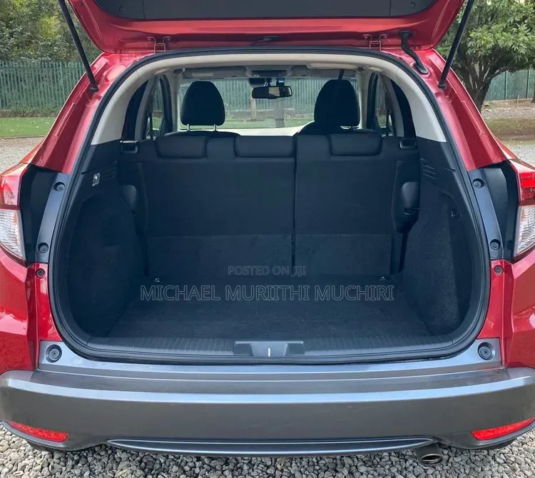 Honda Vezel 2018 Red