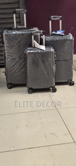 3-Piece Unbreakable Rubber Suitcase Set – 360° Spinner Wheels