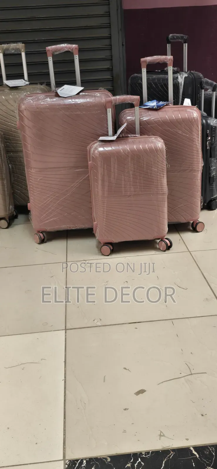 3-Piece Unbreakable Rubber Suitcase Set – 360° Spinner Wheels