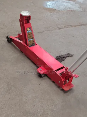 Wide and Stable Base Heavy Works 5tns Trolley Jack Sunshine Italy