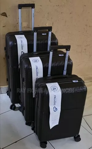 Black Rubber Suitcase Set 3 in 1