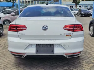 Volkswagen Passat 2018 Pearl