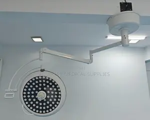 Single Arm Theater Light (Ceiling Mounted) / Surgery Room Light