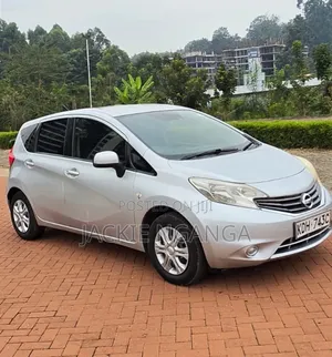 Nissan Note 2015 Silver