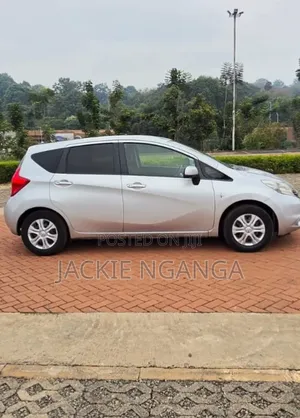Nissan Note 2015 Silver