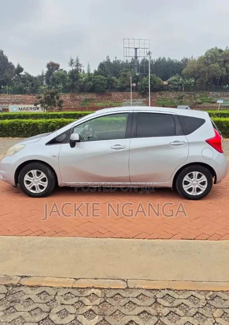 Nissan Note 2015 Silver