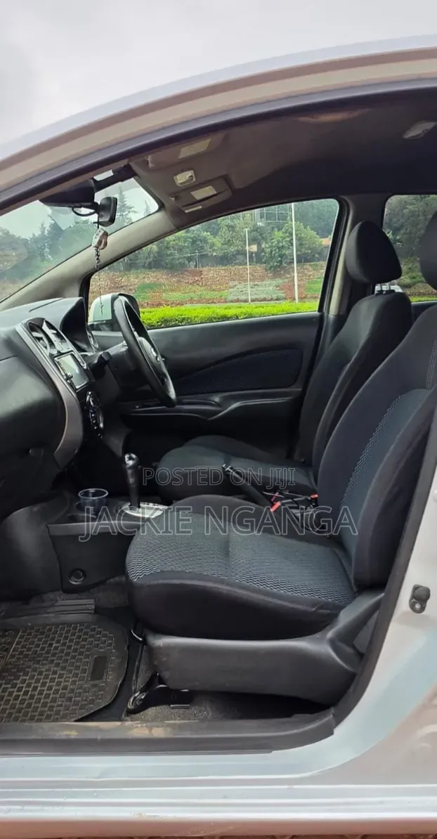 Nissan Note 2015 Silver