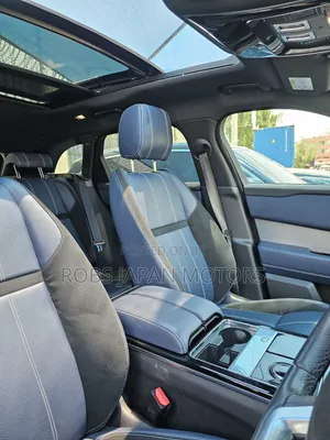 Land Rover Range Rover Velar 2019 Gold