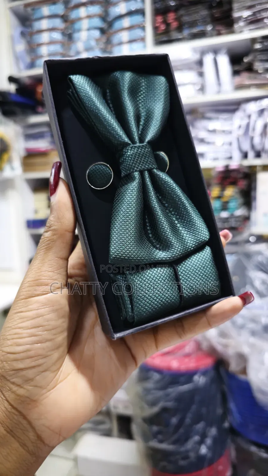 Unisex Emerald Green Bow Tie Set With Pocket Square and Cufflinks
