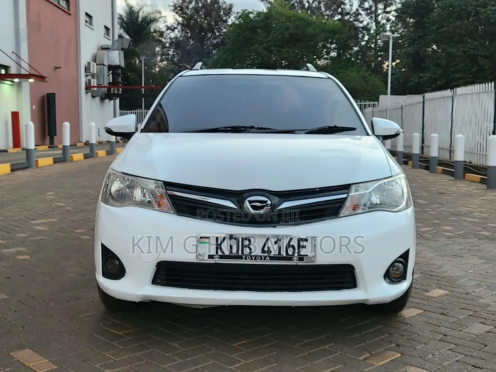 Toyota Corolla Fielder 2013 Pearl