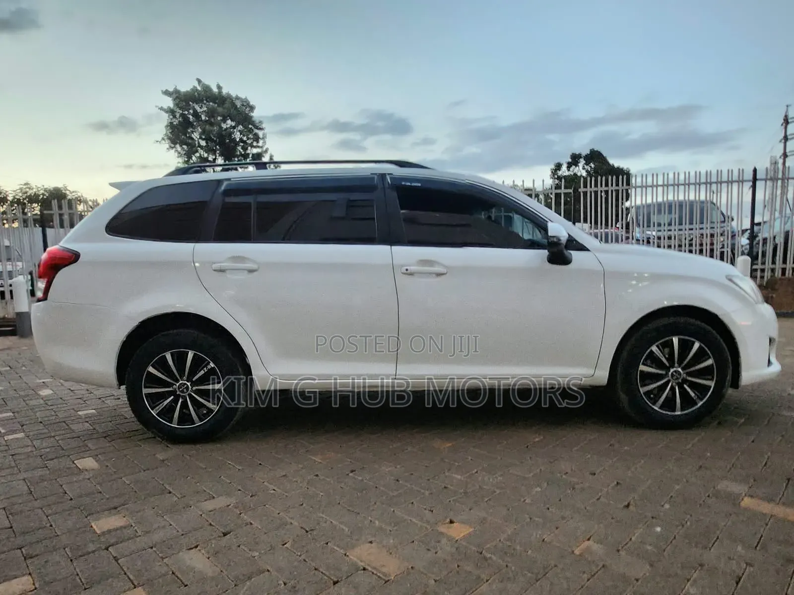Toyota Corolla Fielder 2013 Pearl