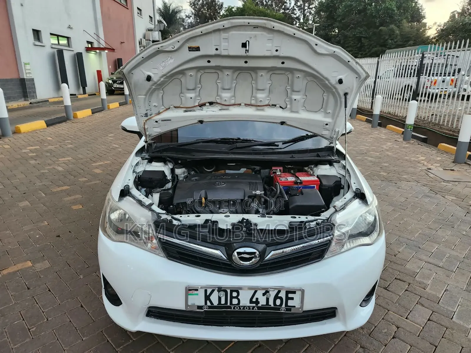 Toyota Corolla Fielder 2013 Pearl