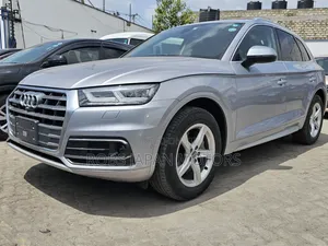 Audi Q5 2018 Silver