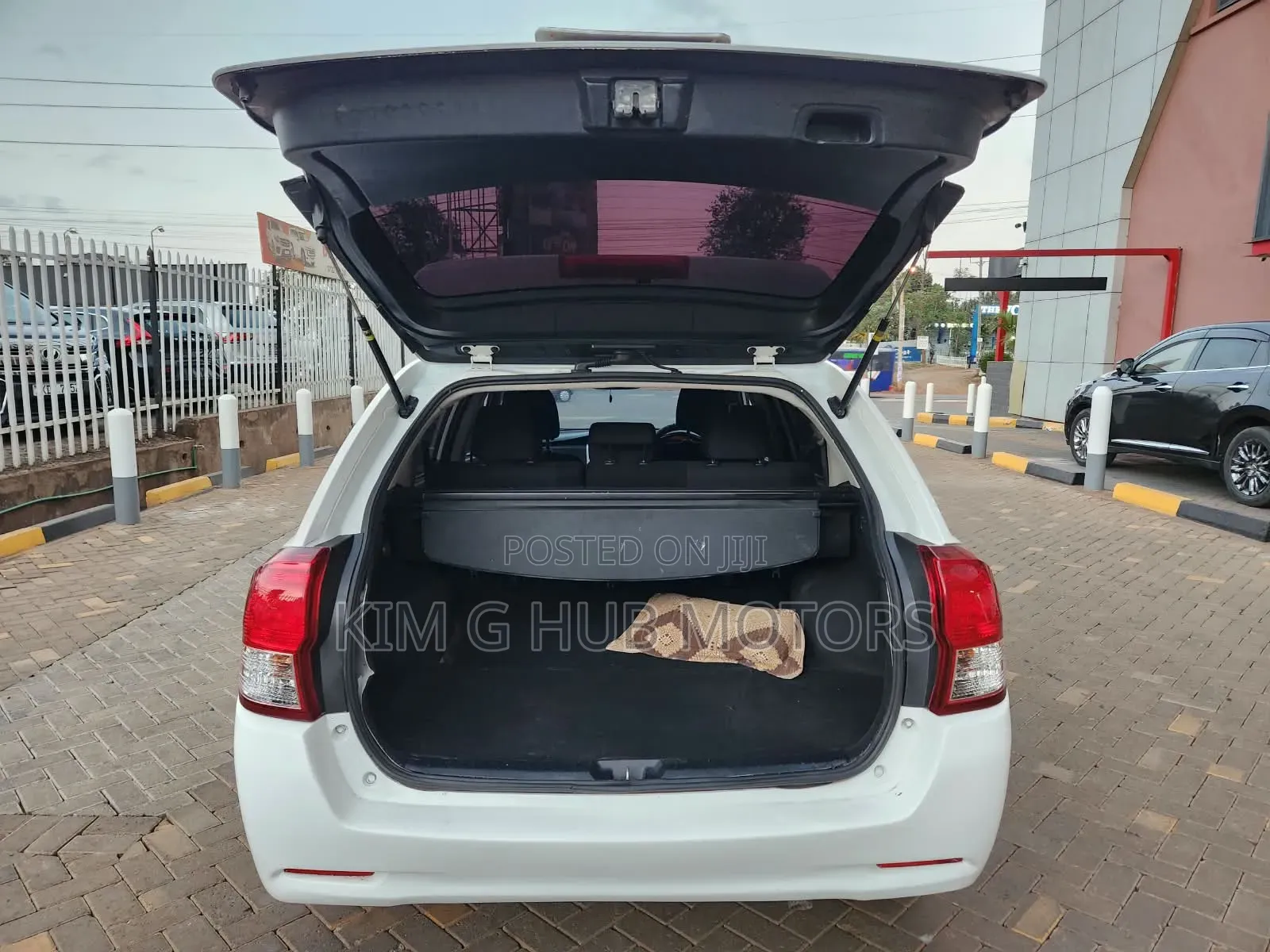 Toyota Corolla Fielder 2013 Pearl