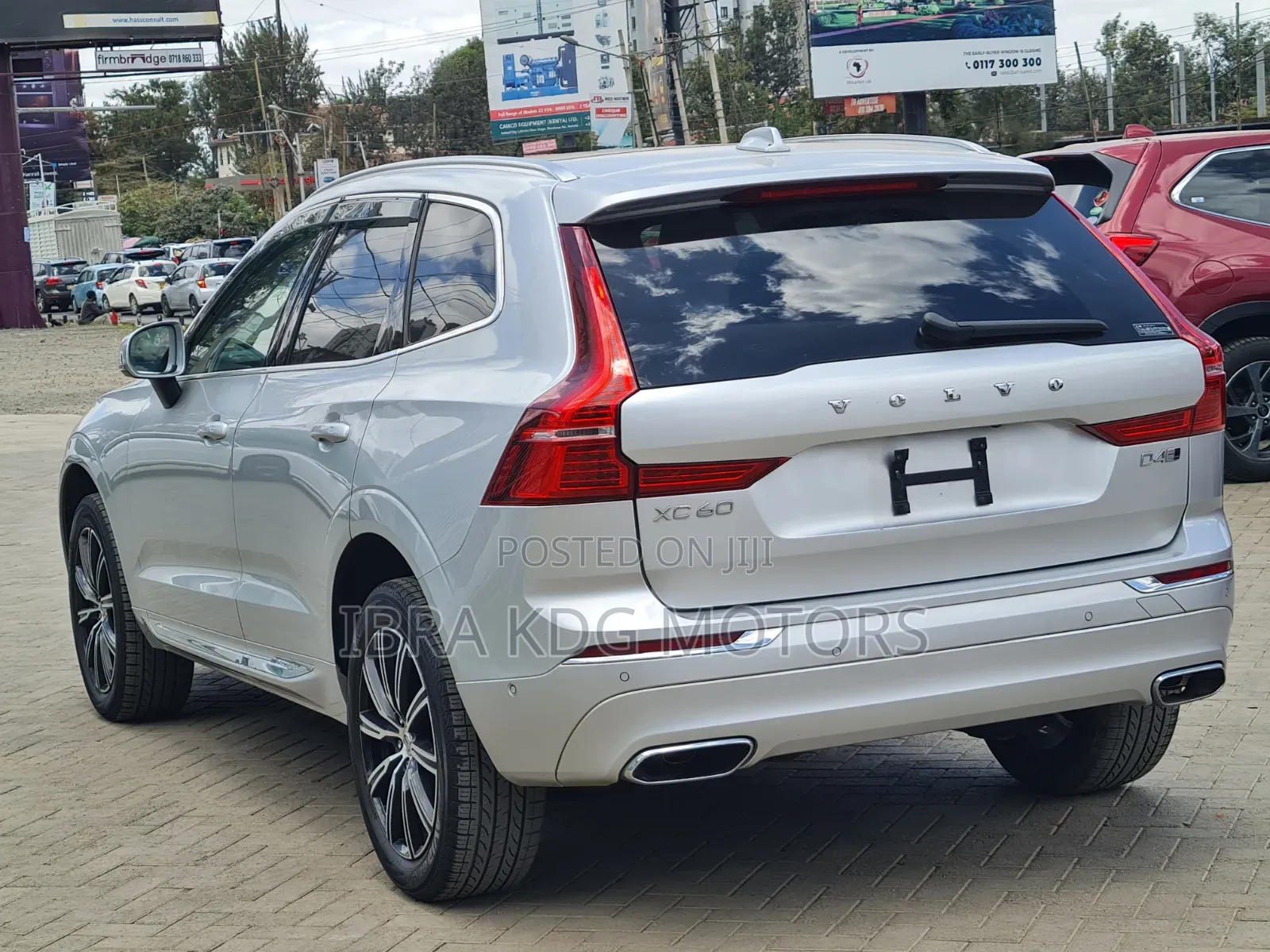 Volvo XC60 T5 Momentum AWD 2019 Silver