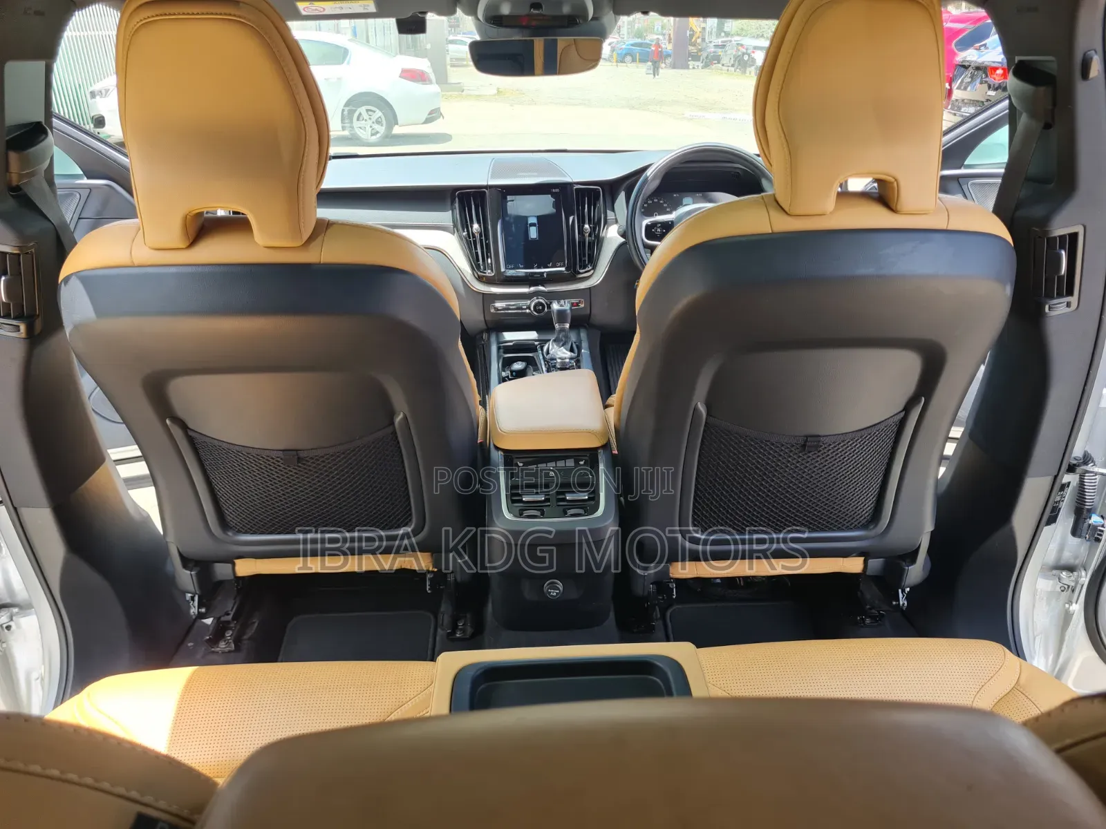 Volvo XC60 T5 Momentum AWD 2019 Silver